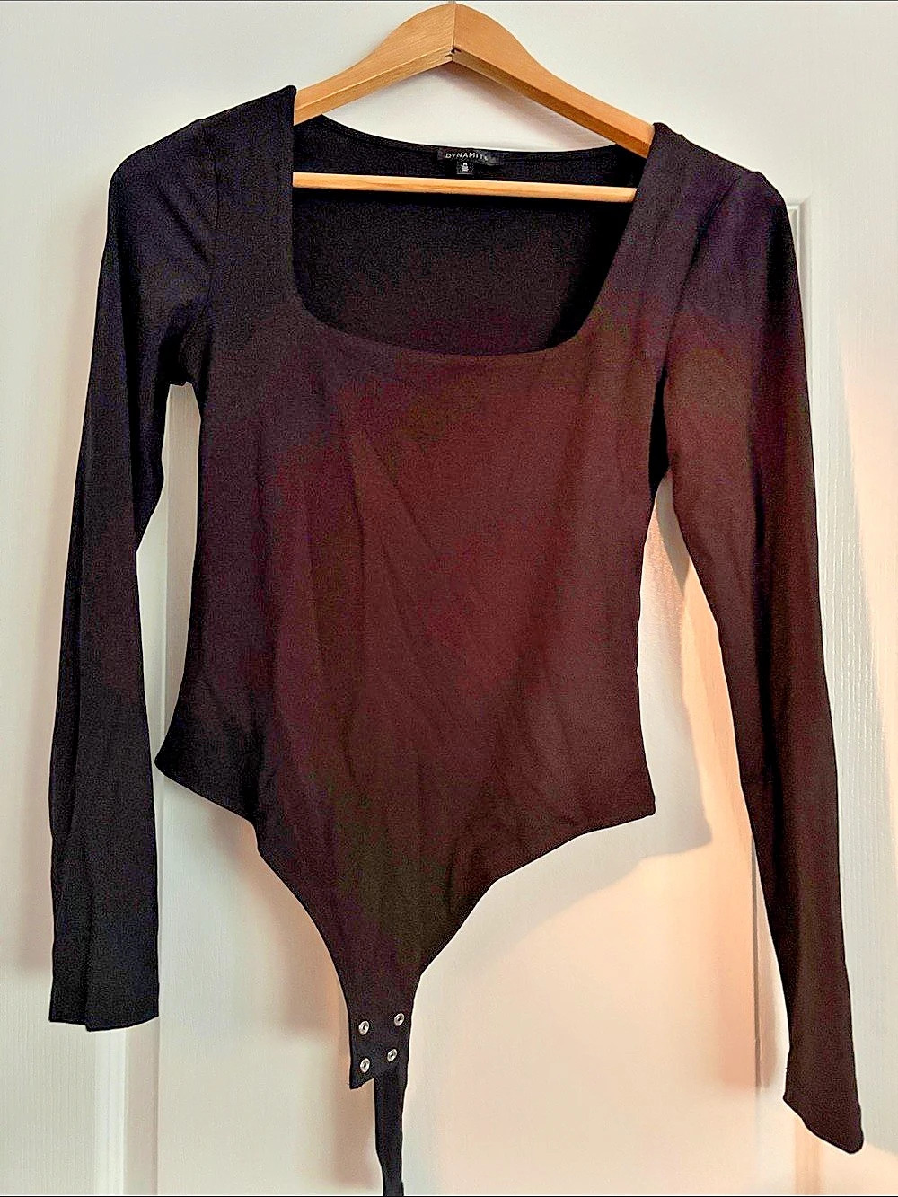 Dynamite Long Sleeve Square Neck Bodysuit in Black Size M.